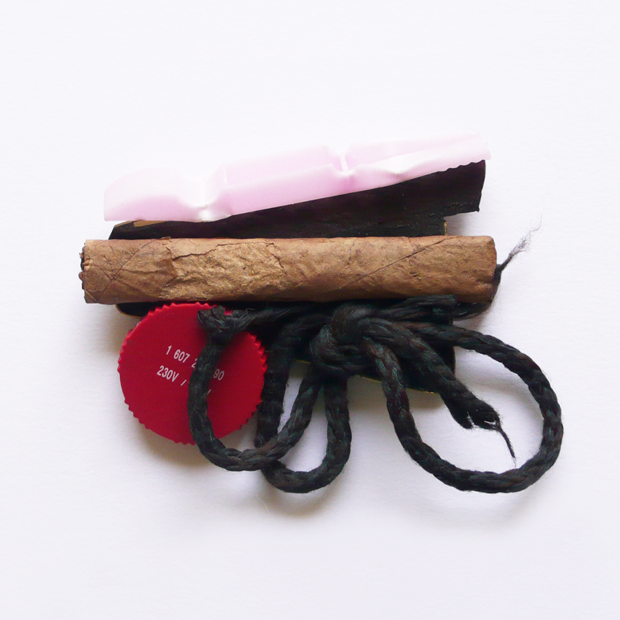 A few word describing the image